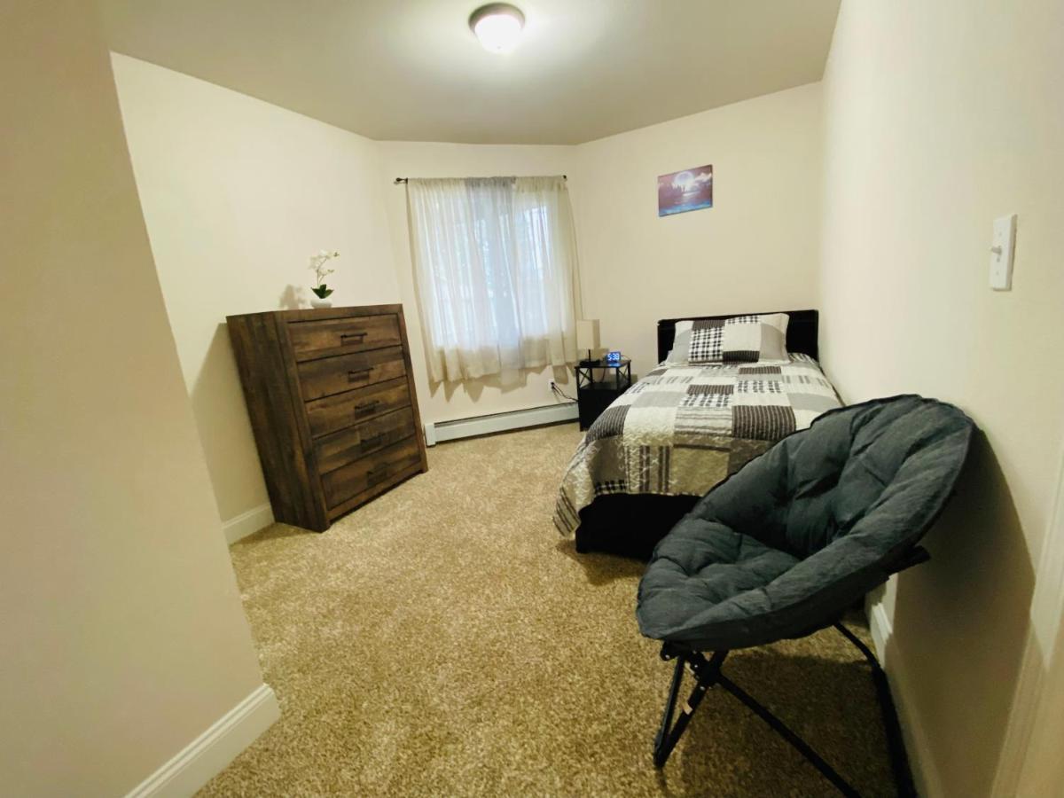 Beautiful 2 Bedroom 1 Bath Apartment With Private Garage Anchorage Eksteriør bilde