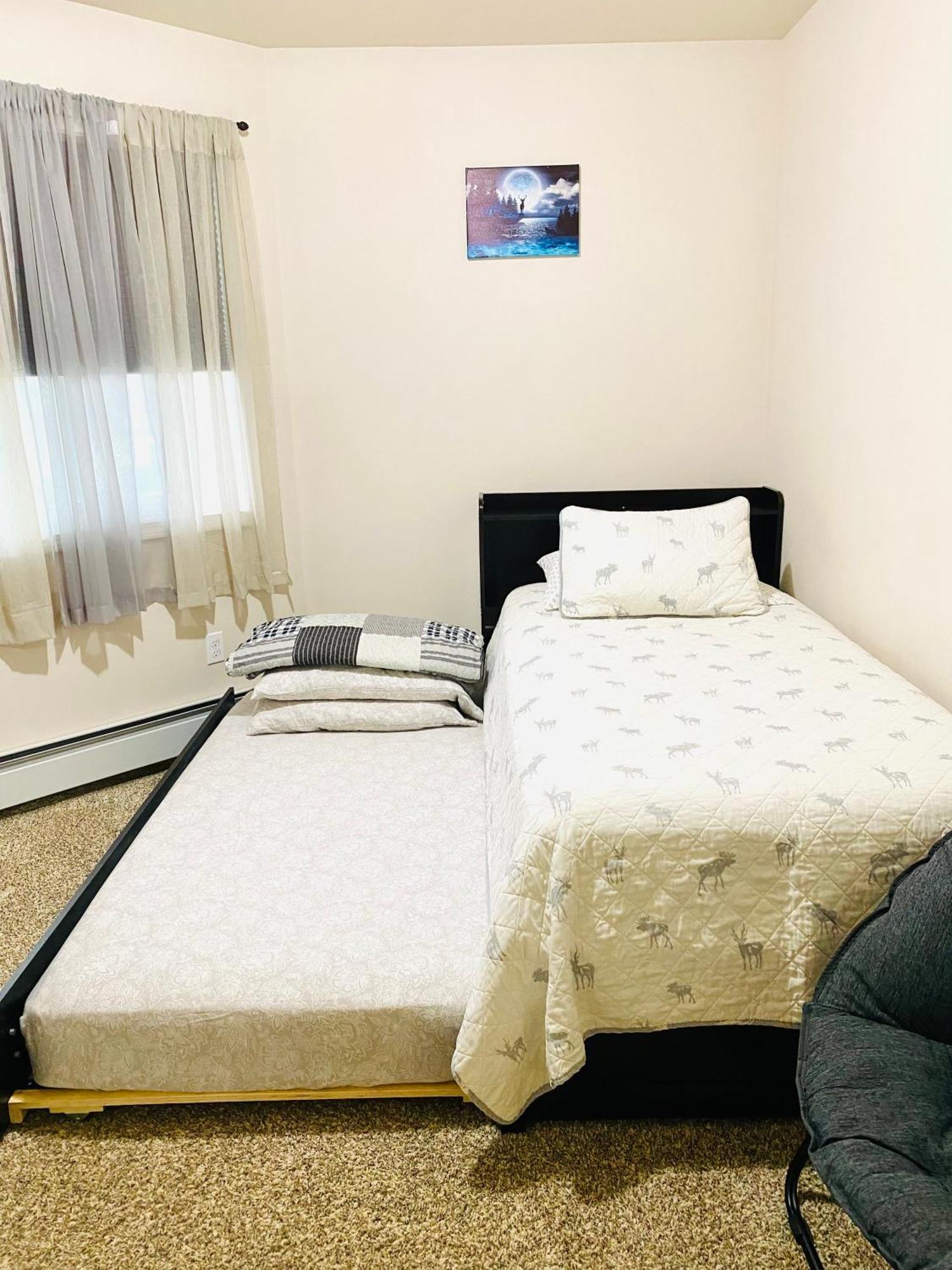 Beautiful 2 Bedroom 1 Bath Apartment With Private Garage Anchorage Eksteriør bilde